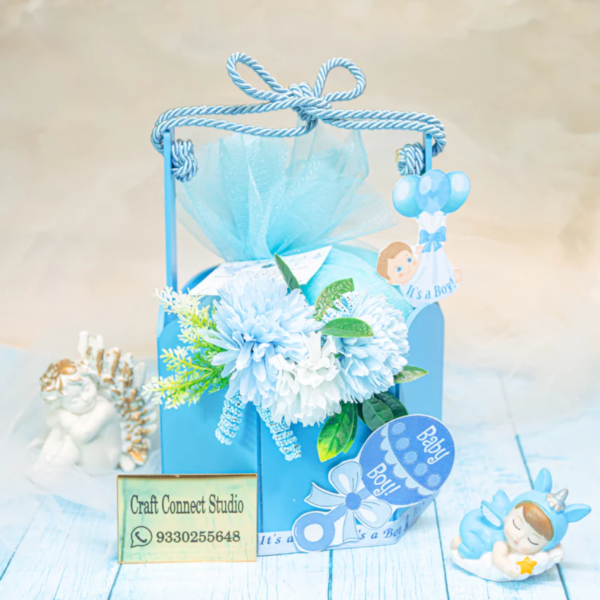 Pinewood Blue Hexagon Hamper