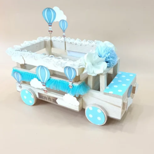 Baby Announcement Hot air balloon theme hamper