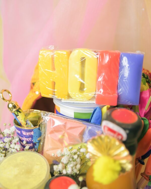 Foldable Cardboard Holi Boxes with Turban - Image 2