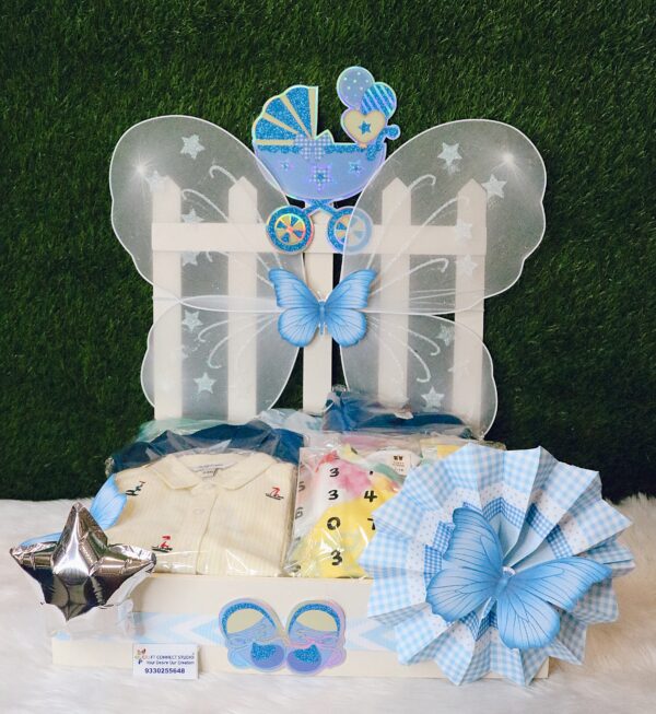 Painted White Fencing Tray Baby Trousseau Hamper - Image 4