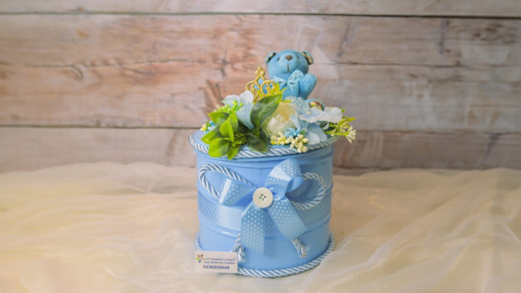 Baby Announcement Hampers Ideas