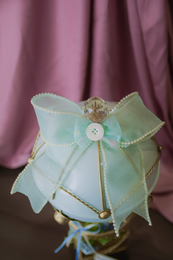 Metal Hot Air Balloon Hamper - Image 3